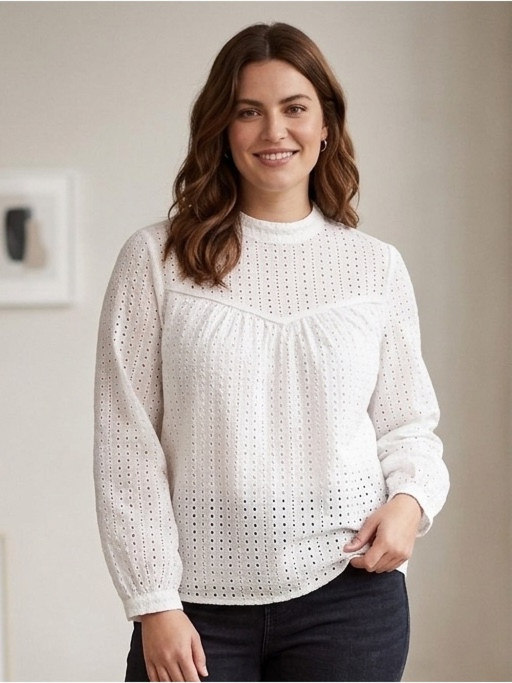 Banana Republic White High Neck Eyelet Lace Blouse, Size XS extra small top